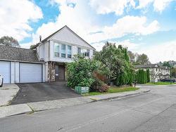 1169 EAGLERIDGE DRIVE  Coquitlam, BC V3E 1J9