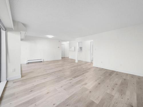 205 1945 Woodway Place, Burnaby, BC 