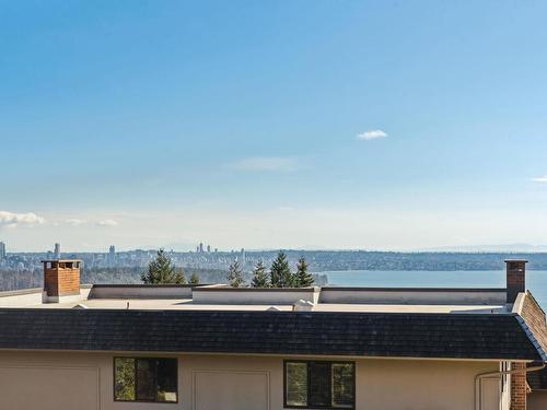 27 2214 Folkestone Way, West Vancouver, BC 