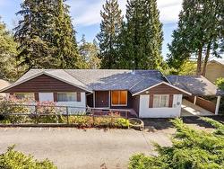 3051 SPURAWAY AVENUE  Coquitlam, BC V3C 2E4