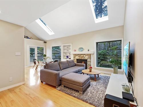 4635 Caulfeild Drive, West Vancouver, BC 