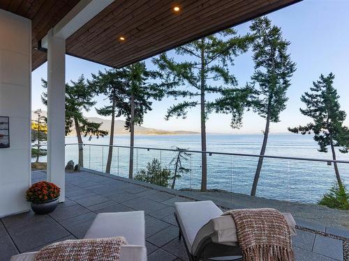 239 Shore Lane, Bowen Island, BC 