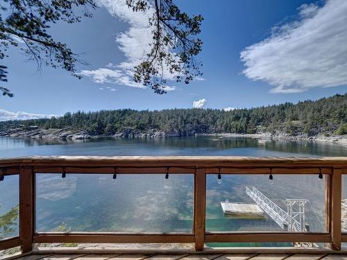 5301 Taylor Crescent, Halfmoon Bay, BC 