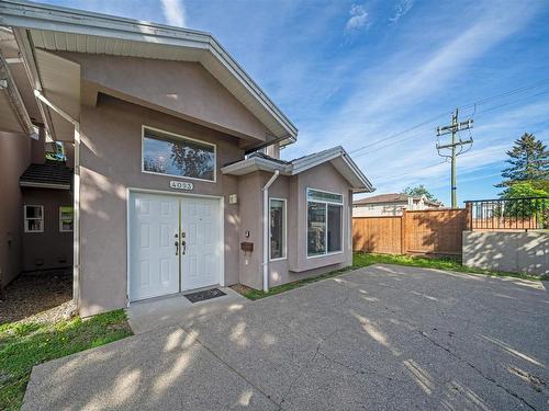 2 4093 Dominion Street, Burnaby, BC 