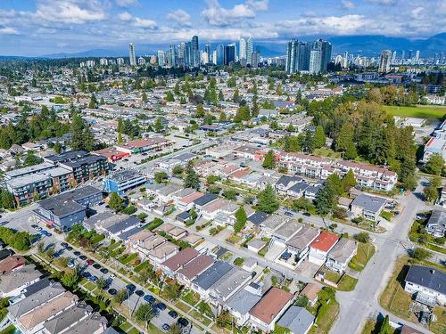 5288 Neville Street, Burnaby, BC 