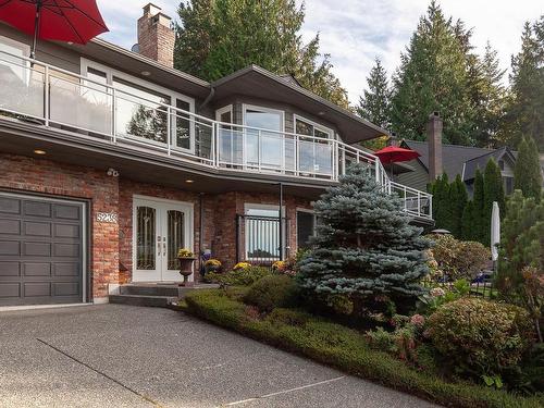 5238 Timberfeild Place, West Vancouver, BC 