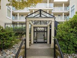 303 7620 COLUMBIA STREET  Vancouver, BC V5X 4S8