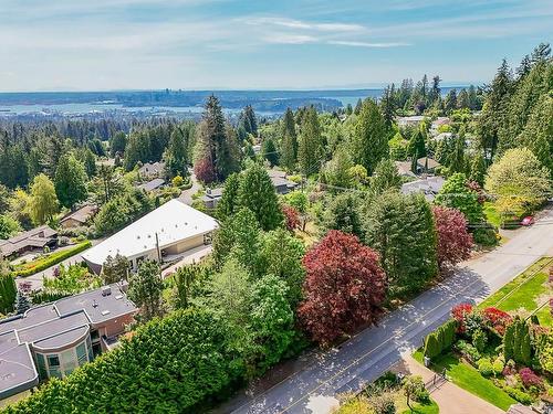 750 Kenwood Road, West Vancouver, BC 