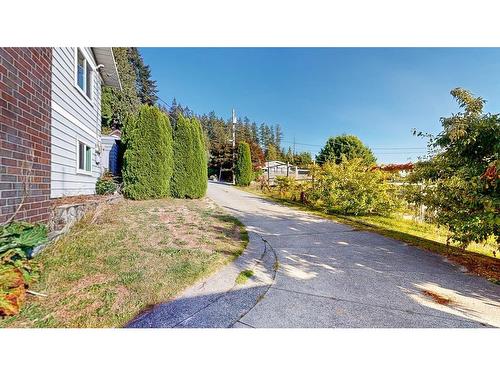 5121 Betty Road, Sechelt, BC 