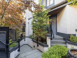 1732 CYPRESS STREET  Vancouver, BC V6J 4W2