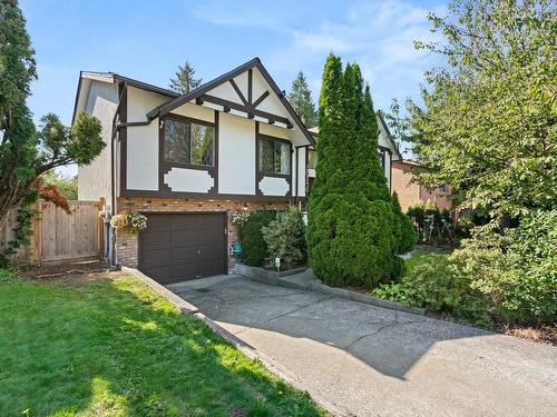 20340 Thorne Avenue, Maple Ridge, BC 