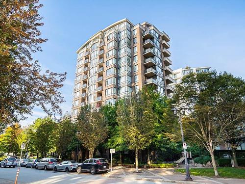 1004 170 W 1St Street, North Vancouver, BC 