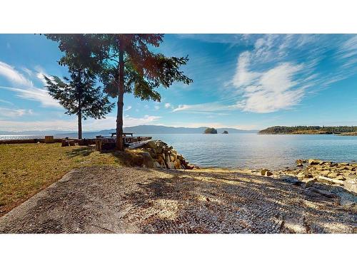 6 12139 Sunshine Coast Highway, Madeira Park, BC 