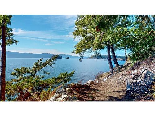 6 12139 Sunshine Coast Highway, Madeira Park, BC 