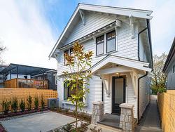 1138 E 26TH AVENUE  Vancouver, BC V5V 2J7