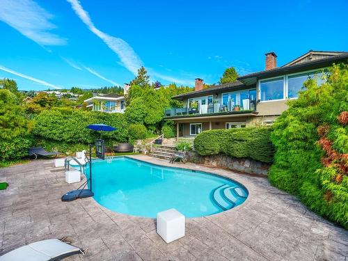 1390 Chartwell Drive, West Vancouver, BC 