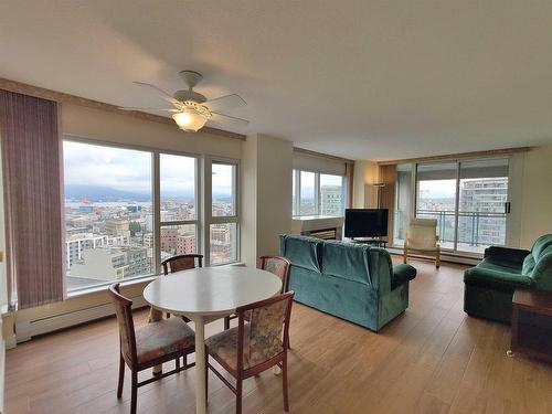 2203 183 Keefer Place, Vancouver, BC 