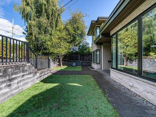 1568 Kings Avenue, West Vancouver, BC 