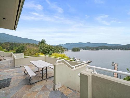 828 Beachview Drive, North Vancouver, BC 