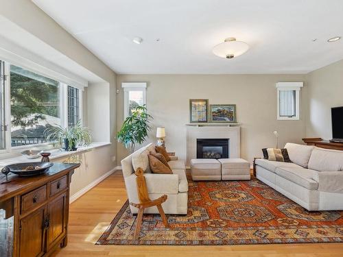 1368 W 58Th Avenue, Vancouver, BC 