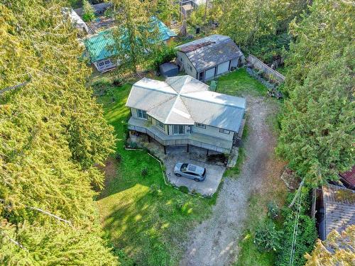 7717 Fawn Road, Halfmoon Bay, BC 