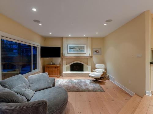 3714 Southridge Place, West Vancouver, BC 