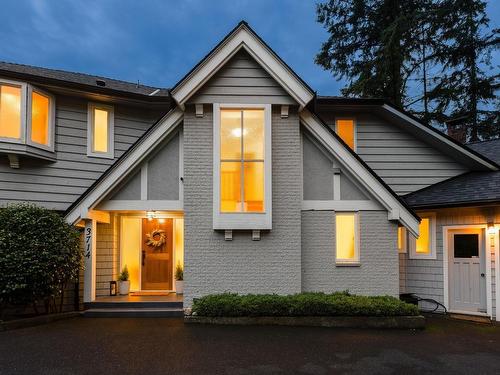 3714 Southridge Place, West Vancouver, BC 