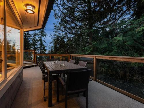 3714 Southridge Place, West Vancouver, BC 