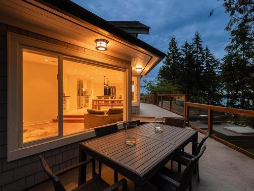 3714 Southridge Place, West Vancouver, BC 