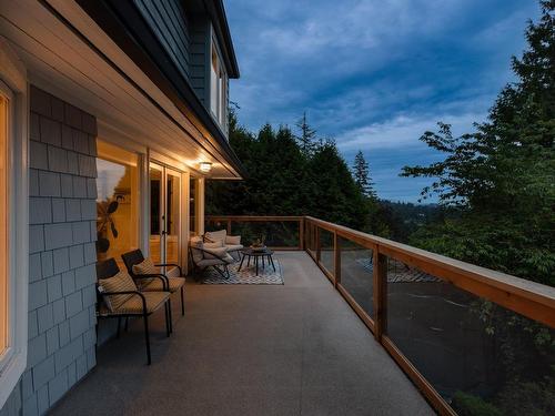 3714 Southridge Place, West Vancouver, BC 