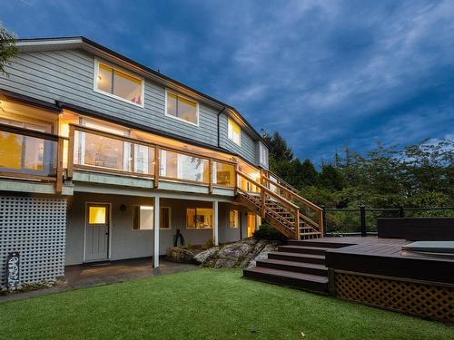 3714 Southridge Place, West Vancouver, BC 