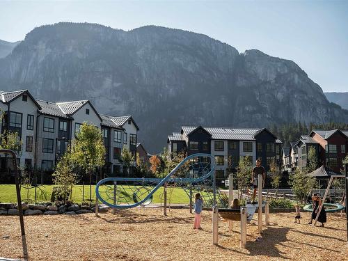 38097 Helm Way, Squamish, BC 