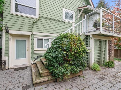 835 E 31St Avenue, Vancouver, BC 