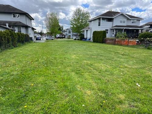 23217 117 Avenue, Maple Ridge, BC 