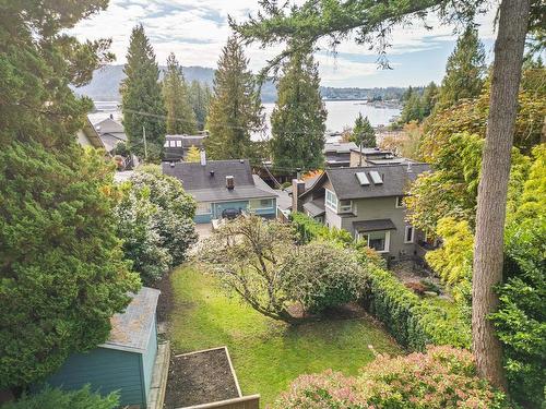 4652 Strathcona Road, North Vancouver, BC 