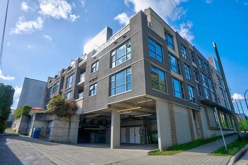 Ph3 4868 Fraser Street, Vancouver, BC 