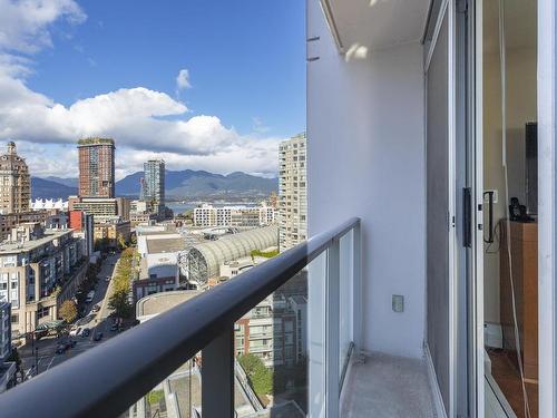 1906 688 Abbott Street, Vancouver, BC 