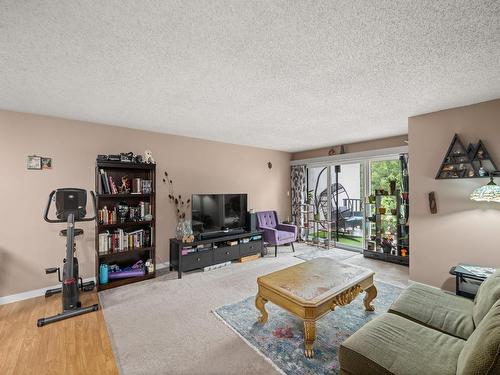 401 1945 Woodway Place, Burnaby, BC 