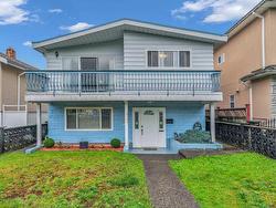 4754 BRUCE STREET  Vancouver, BC V5N 3Z6