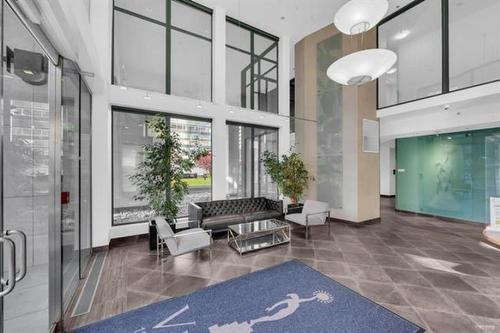 310 1239 W Georgia Street, Vancouver, BC 