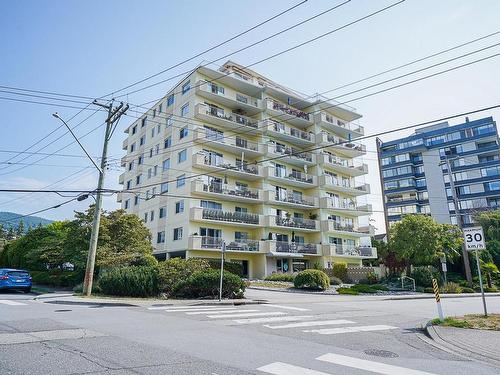 105 2187 Bellevue Avenue, West Vancouver, BC 