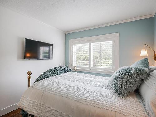 105 2187 Bellevue Avenue, West Vancouver, BC 