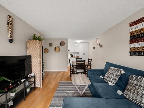 301 8500 Lansdowne Road, Richmond, BC 