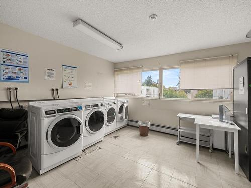 301 8500 Lansdowne Road, Richmond, BC 