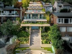 2724 PANORAMA DRIVE  North Vancouver, BC V7G 1V6