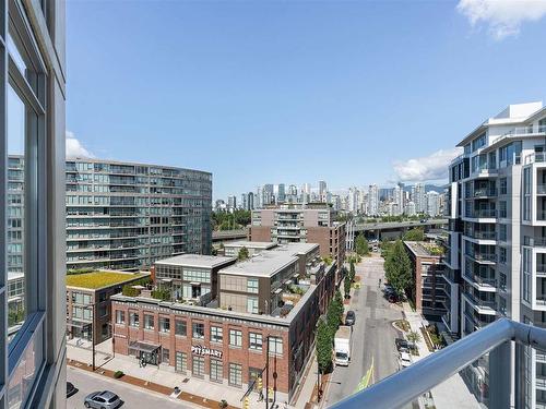 806 2055 Yukon Street, Vancouver, BC 