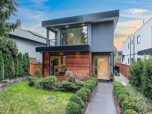 543 W 21St Street, North Vancouver, BC 