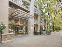 807 928 RICHARDS STREET  Vancouver, BC V6B 6P6