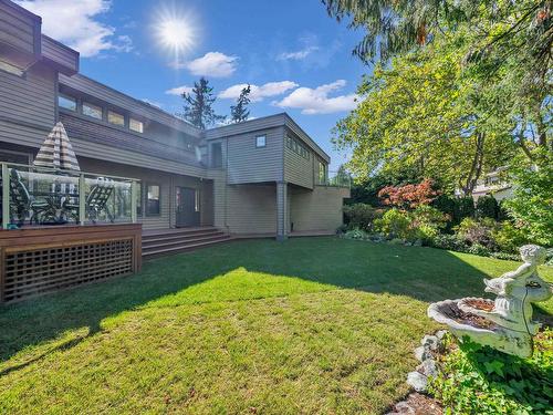 4750 Meadfeild Road, West Vancouver, BC 