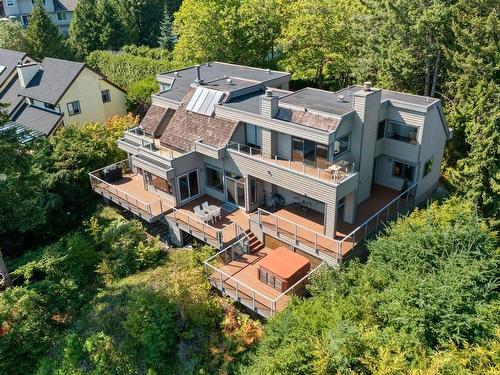 4750 Meadfeild Road, West Vancouver, BC 